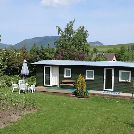 別荘 Privat Ave-mobilhaus Liptovský Mikuláš