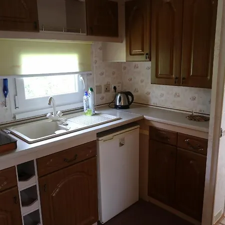 Privat Ave-mobilhaus בית נופש *